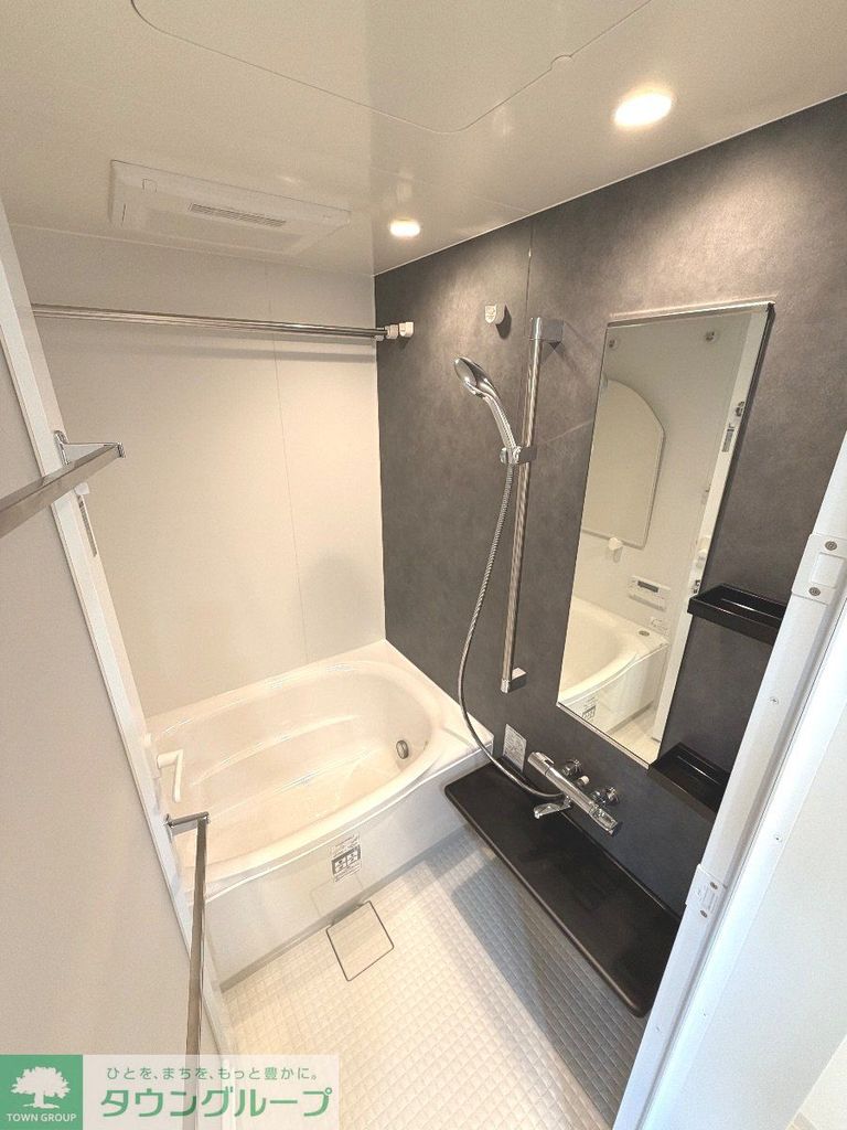 バス・シャワールーム　追い焚き付き浴室