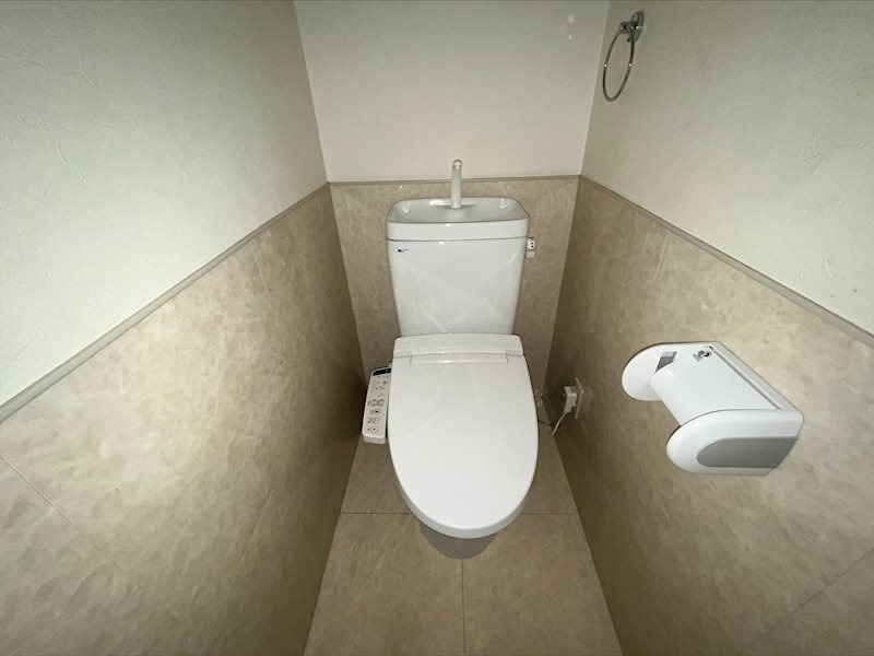 トイレ　別号室イメージ