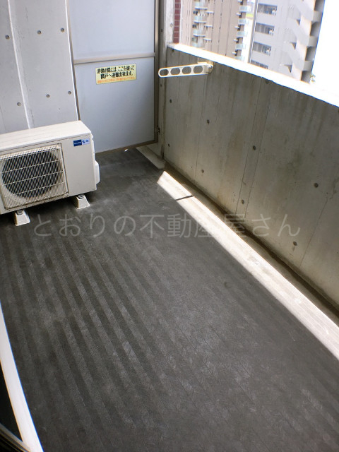 バルコニー　バルコニー