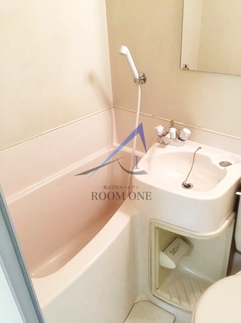 バス・シャワールーム　お風呂です。