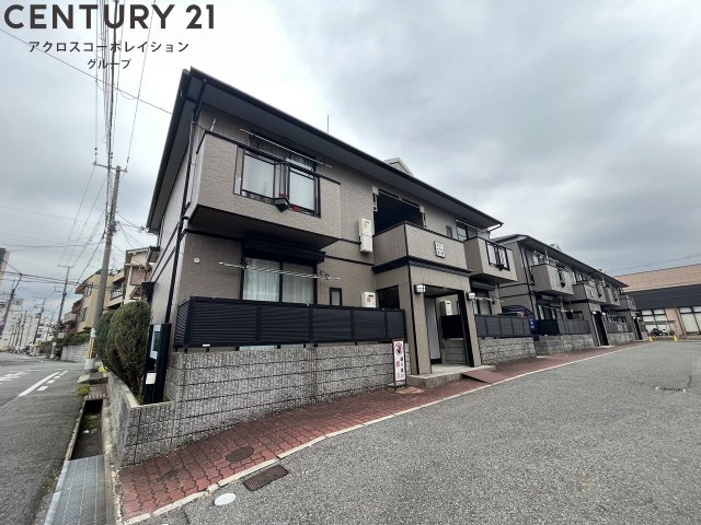 建物外観　居住者専用のごみ置き場があります♪