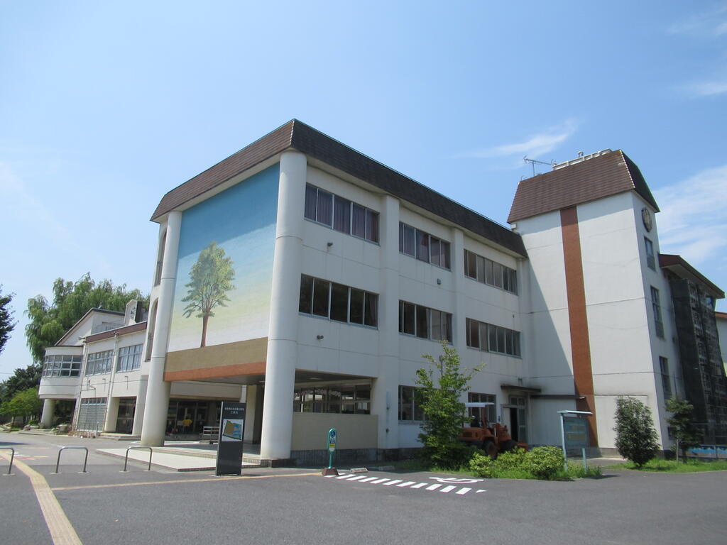 小学校　本庄市立本庄東小学校（小学校）まで637m