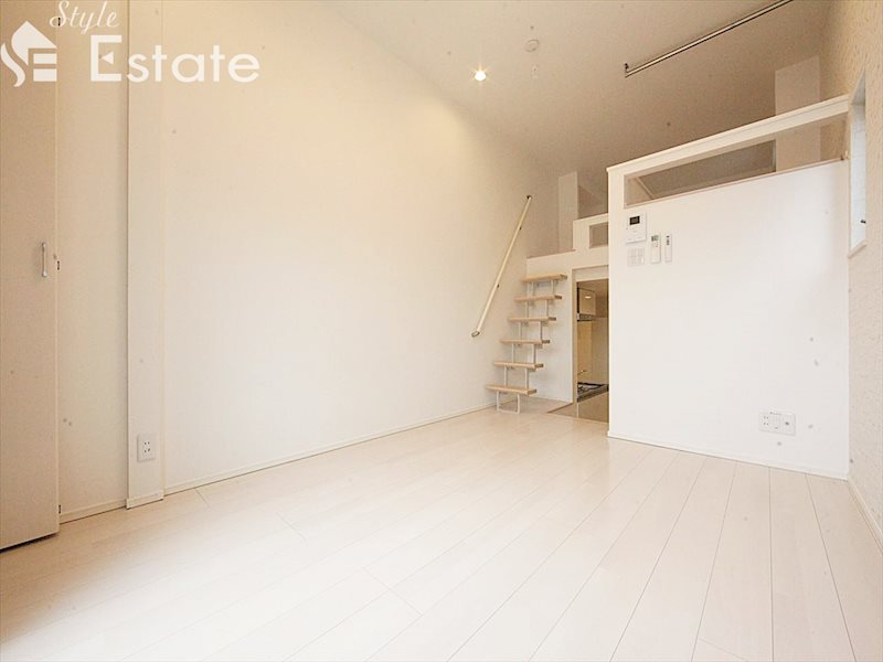 居室・リビング　内装