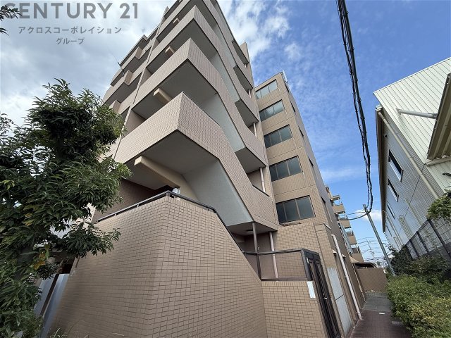 建物外観　安心のオートロック付きです♪