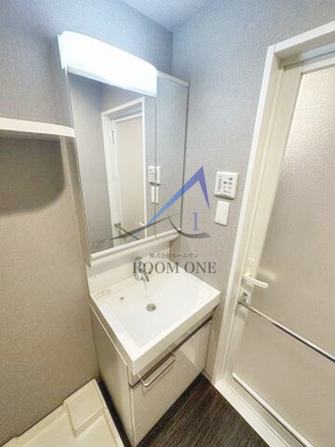 洗面設備　洗面台です。