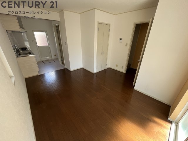 居室・リビング　採光通風良好です☆