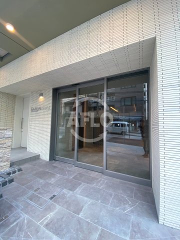 エントランス　LAZO内久宝寺　エントランス