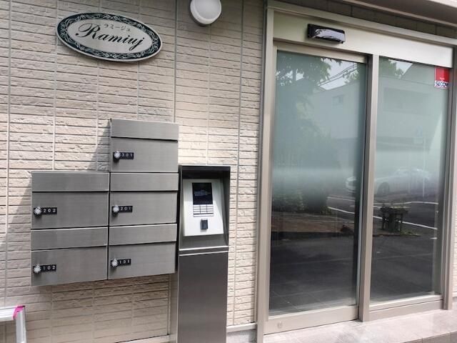 エントランス　☆スペシャリストなプロ賃貸師が接客対応させていただきます☆