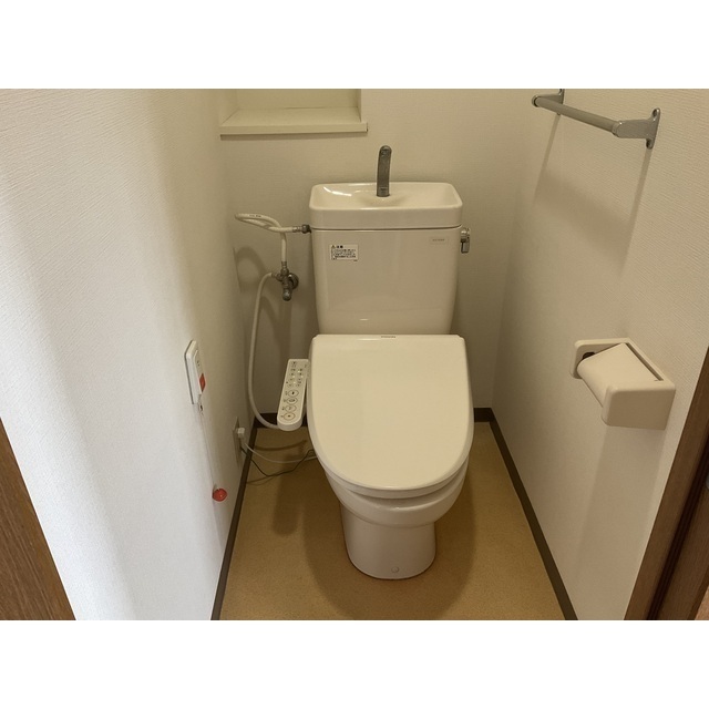 トイレ　トイレもきれいです