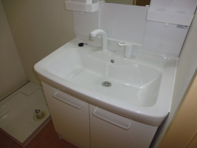 洗面設備　洗髪洗面化粧台