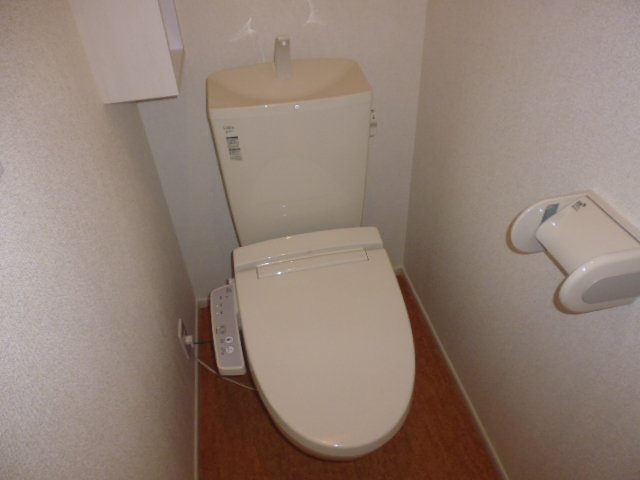 トイレ　シャワー付きトイレ