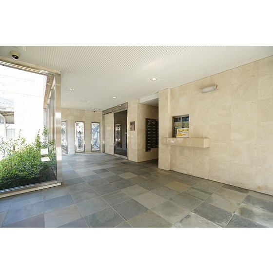 ロビー　エントランスホール