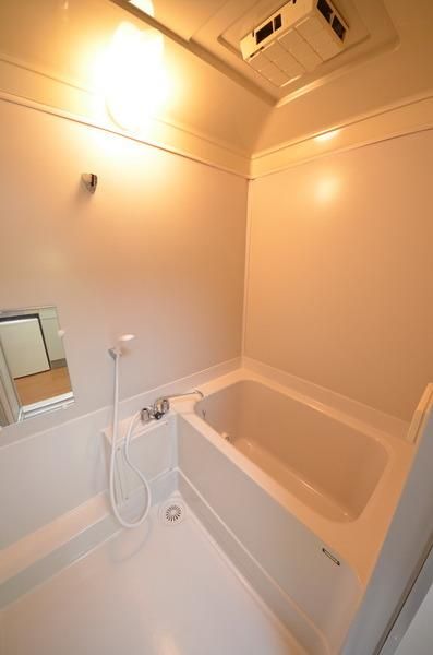 バス・シャワールーム　室内、室内設備