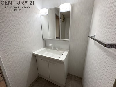 洗面設備　独立洗面化粧台付きでおすすめです！