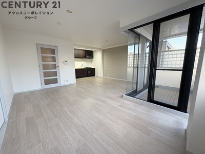 居室・リビング　15帖の広いLDK。