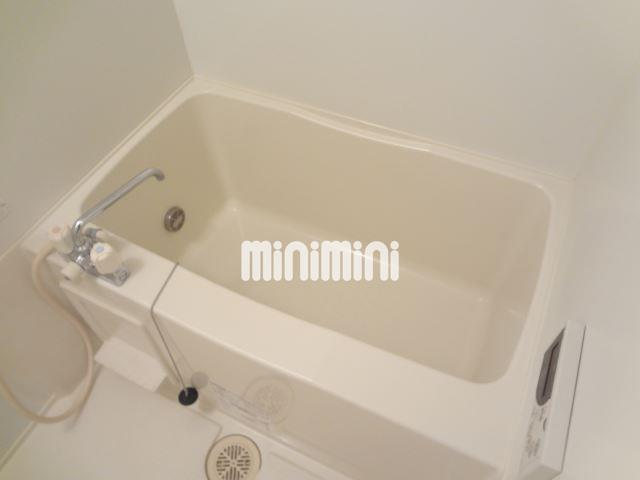 バス・シャワールーム　経済的な追い焚き機能が付いてます。