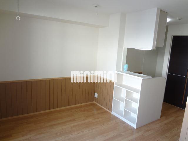 居室・リビング　オシャレな室内になってます。