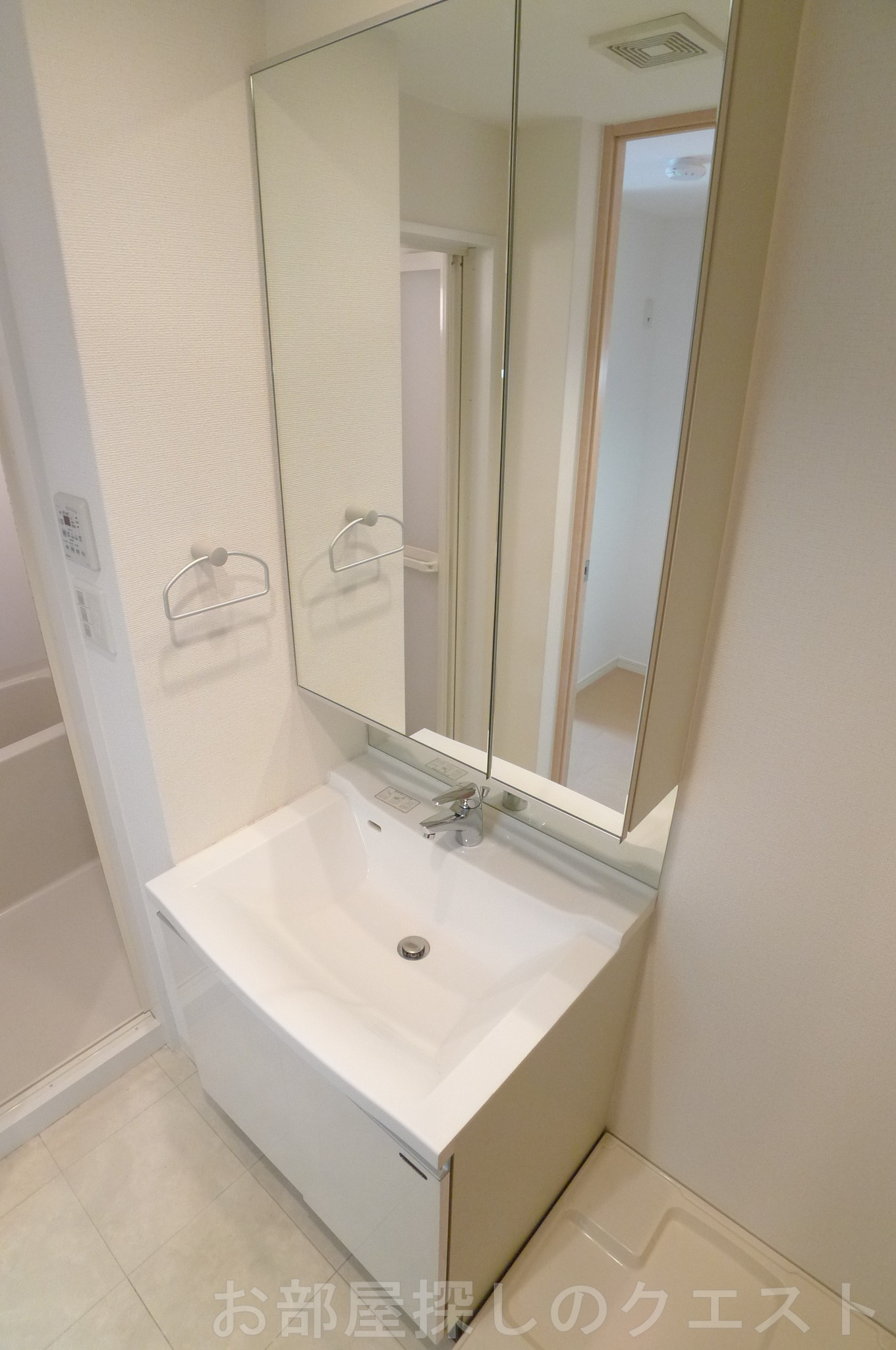 洗面設備　（写真は同物件イメージ）