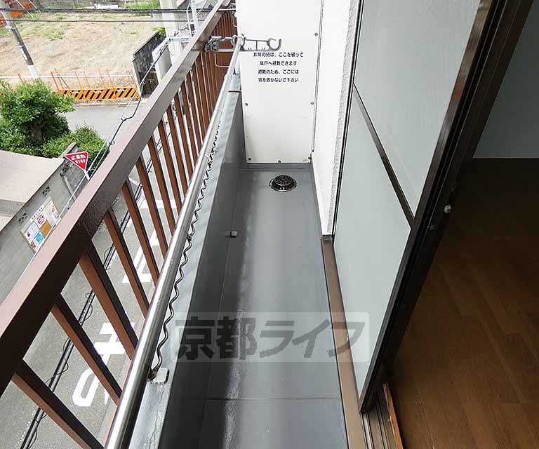 バルコニー　バルコニです