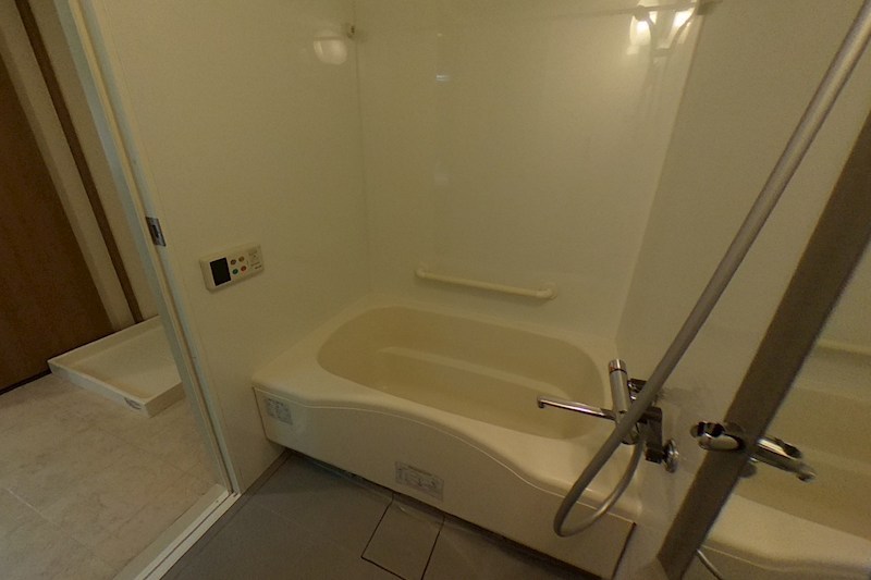 バス・シャワールーム　反転部屋参考