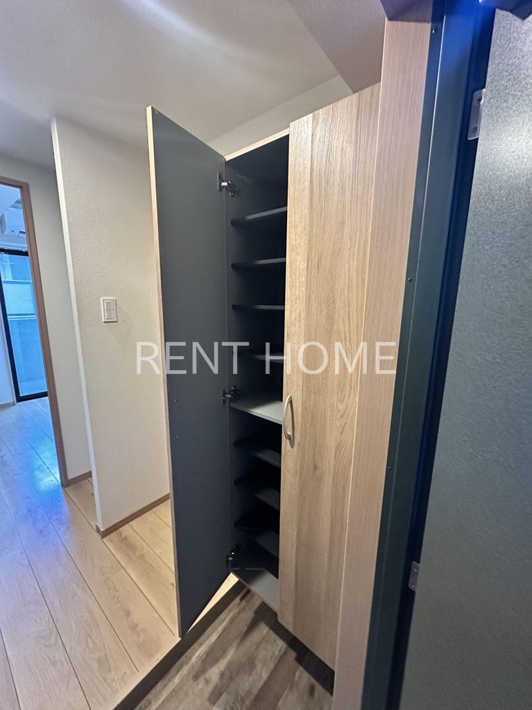 収納　シューズボックス