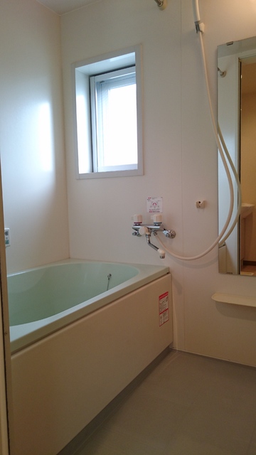 バス・シャワールーム　追焚と浴室乾燥機付き