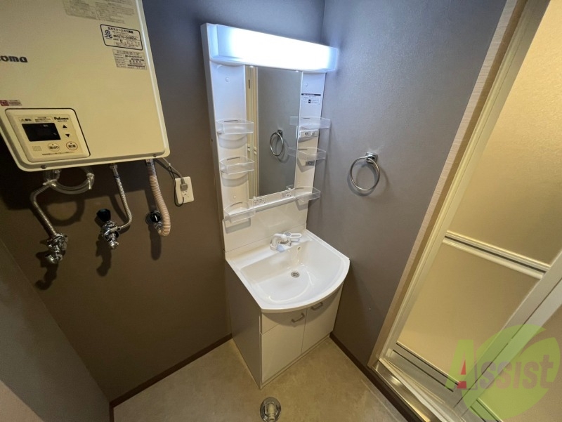 洗面設備　シャンプードレッサーで身支度もラクラクです！