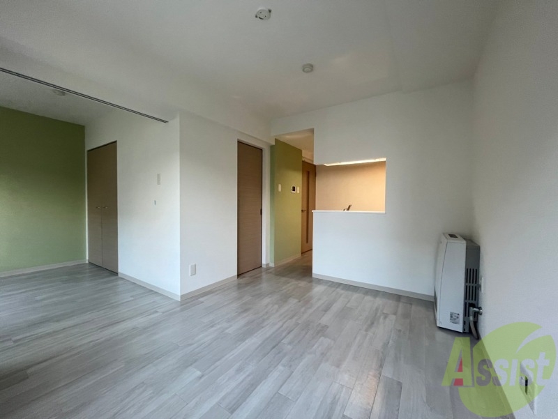 居室・リビング　広くてきれいなリビングです！快適に過ごせそうですね。