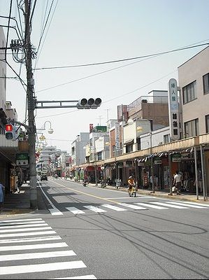 ショッピングセンター　松江通り商店街振興組合（ショッピングセンター）まで527m