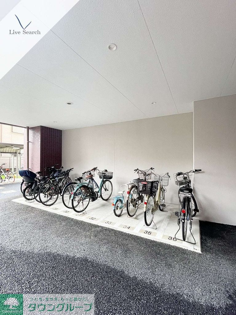 駐車場　駐車場