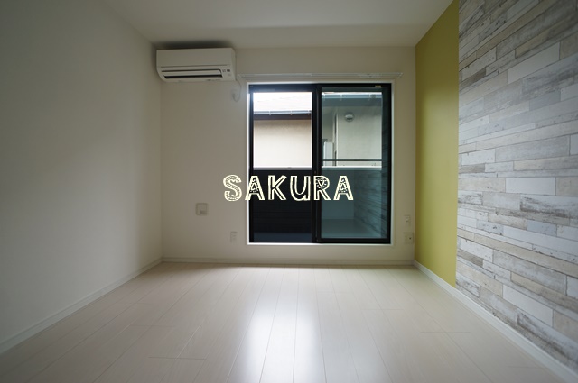 居室・リビング　こちらのリビングで趣味の時間をお楽しみください♪