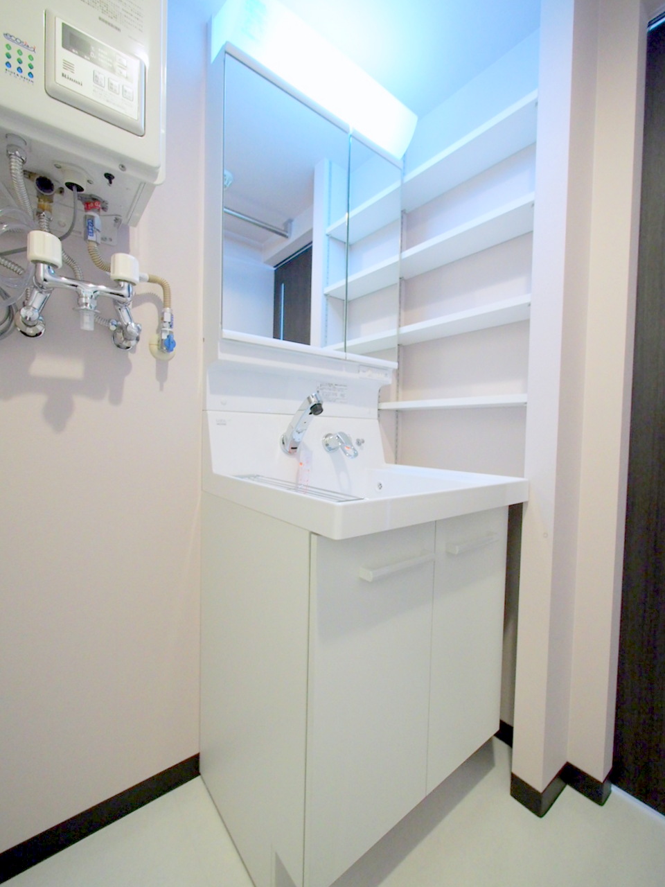 洗面設備　シャンプードレッサー完備しています♪