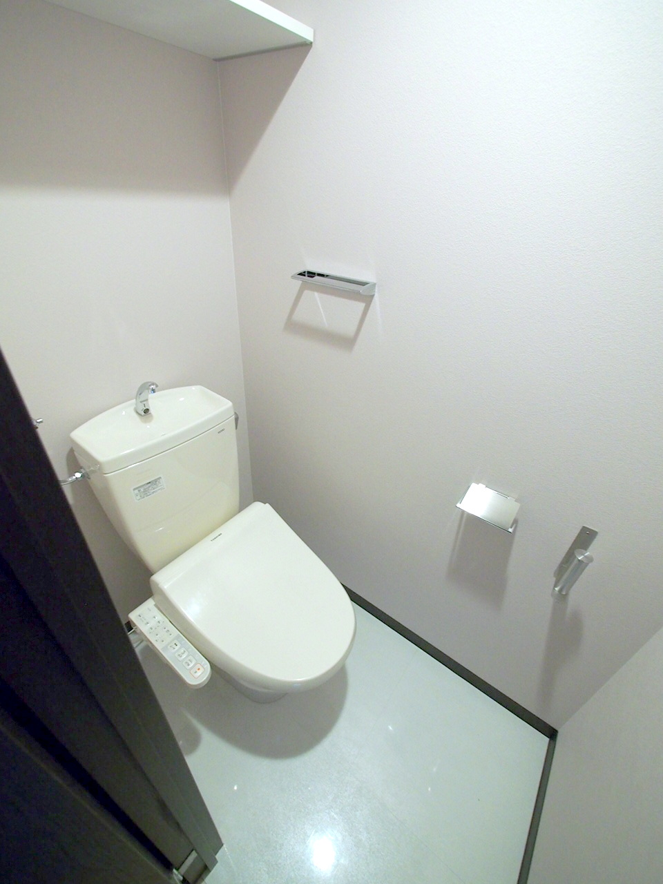 トイレ　ウォシュレット完備しています♪