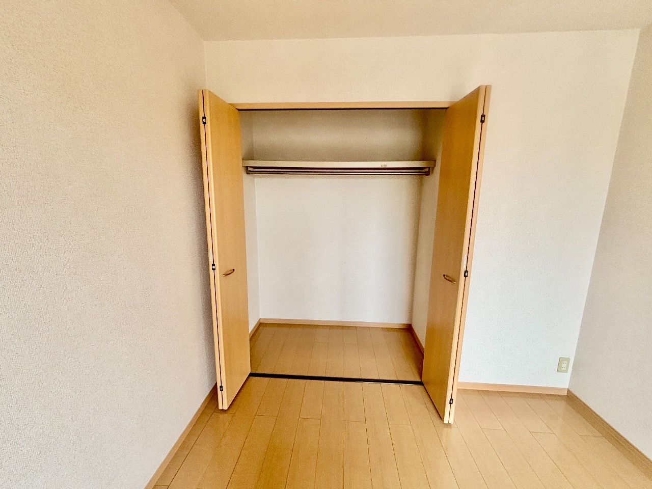 収納　収納部分・たっぷり分けて使えるクロゼット♪※同物件参考写真