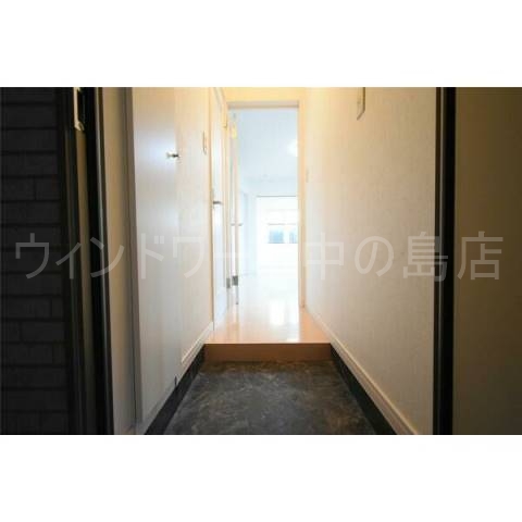 玄関　詳細は、ウィンドワード中の島店までご相談下さい。