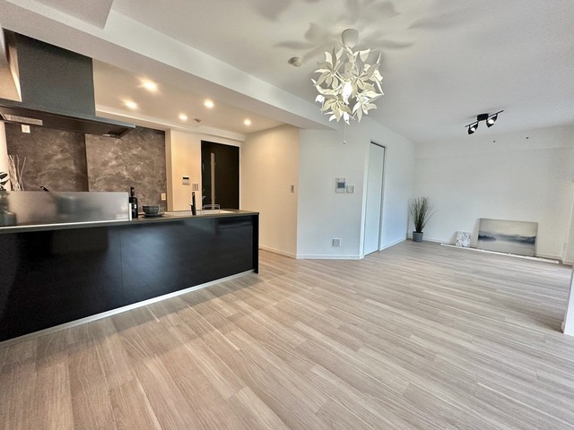 その他部屋・スペース　※３年前に購入時の写真です。エアコン・照明器具の以外の備品等