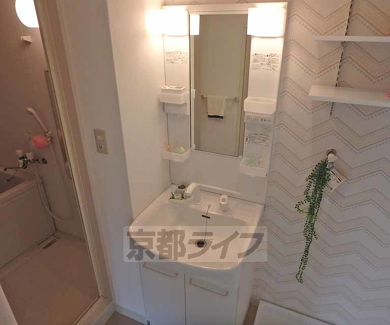 洗面設備　身だしなみ整えましょう