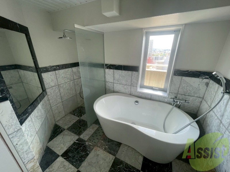 バス・シャワールーム　お風呂です。ゆっくりお風呂につかるのも体に良いですね～