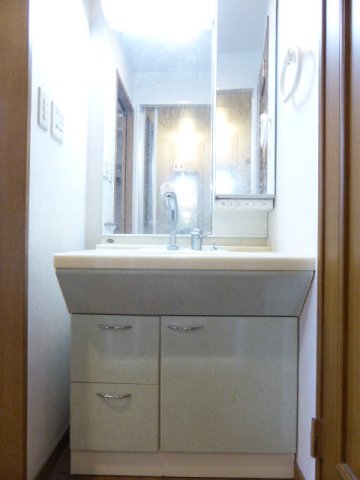 洗面設備　洗面設備