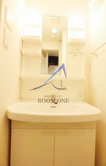 洗面設備　独立洗面台です。