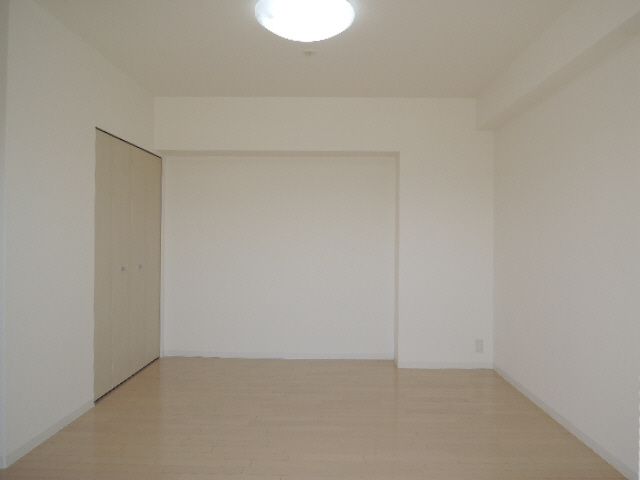 居室・リビング　写真は同マンションの別のお部屋のものです