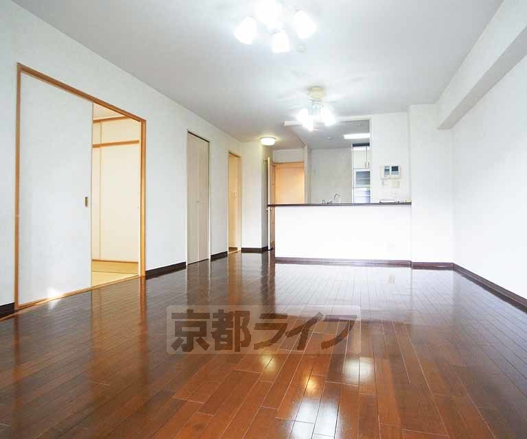 居室・リビング　広いリビング！