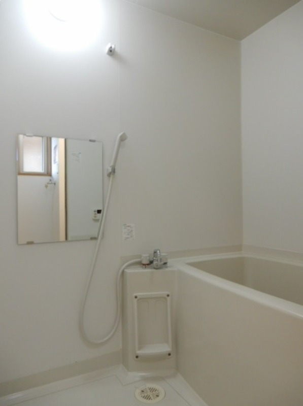 バス・シャワールーム　図面と現状に相違がある場合には現状を優先