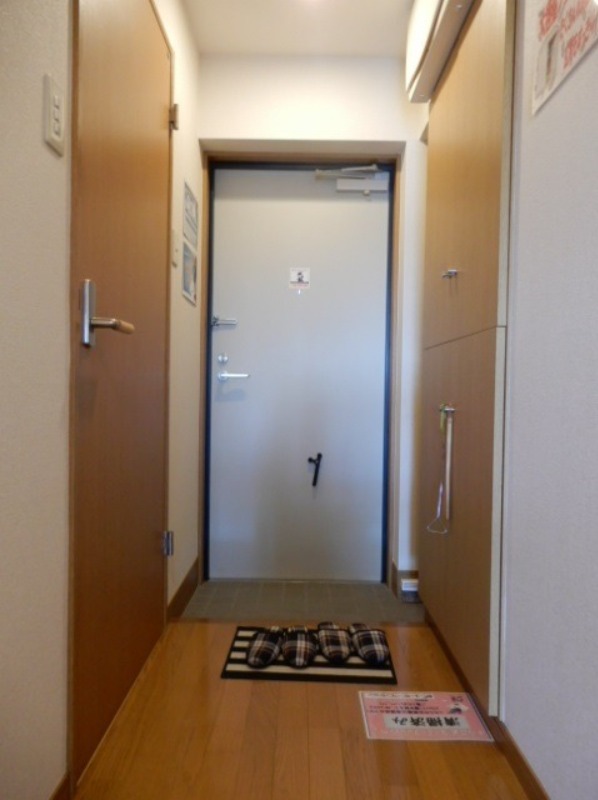 玄関　図面と現状に相違がある場合には現状を優先