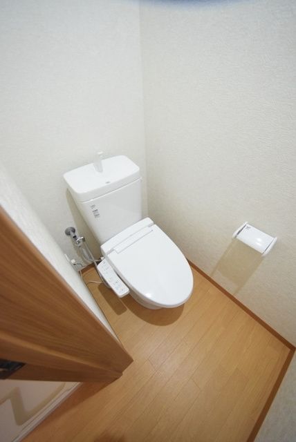 トイレ　☆内見のご予約はタウンハウジング八王子店まで☆