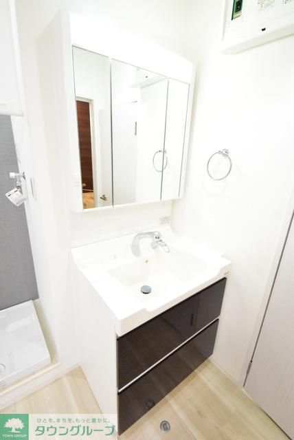 洗面設備　オシャレな洗面台