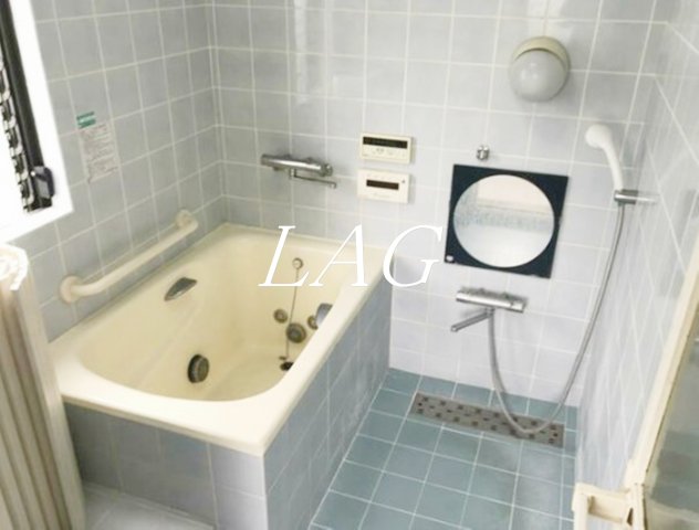 バス・シャワールーム　お風呂です。