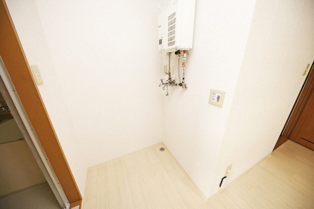 洗面設備　コンパクトで使いやすい洗面所