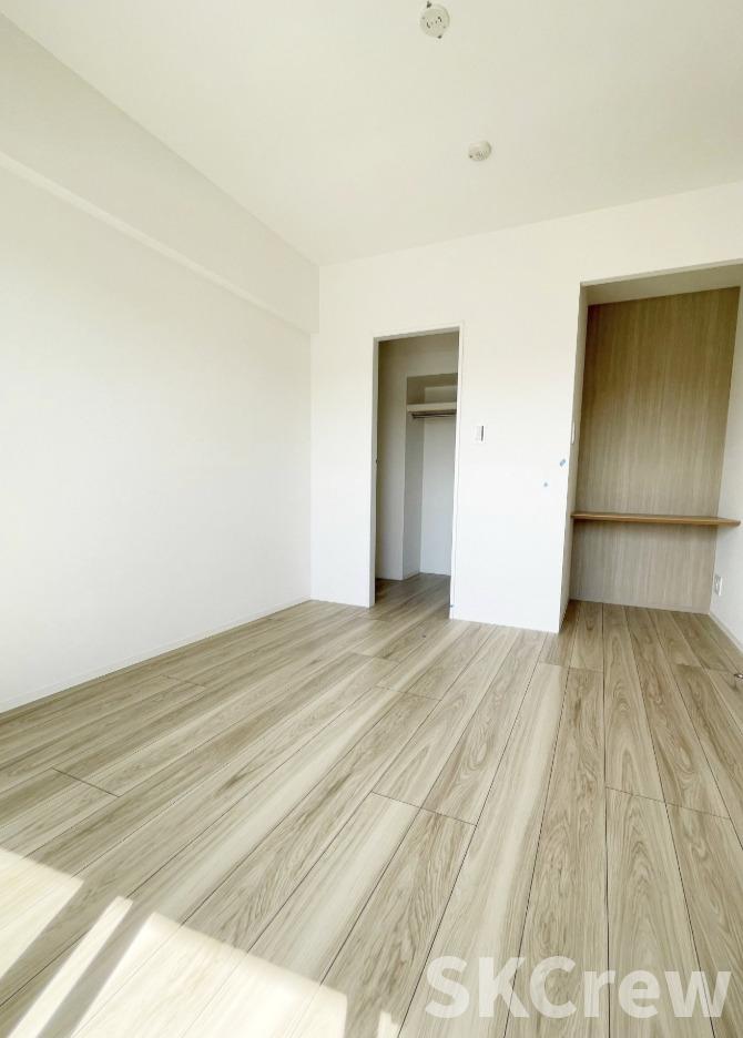 居室・リビング　別号室の写真です