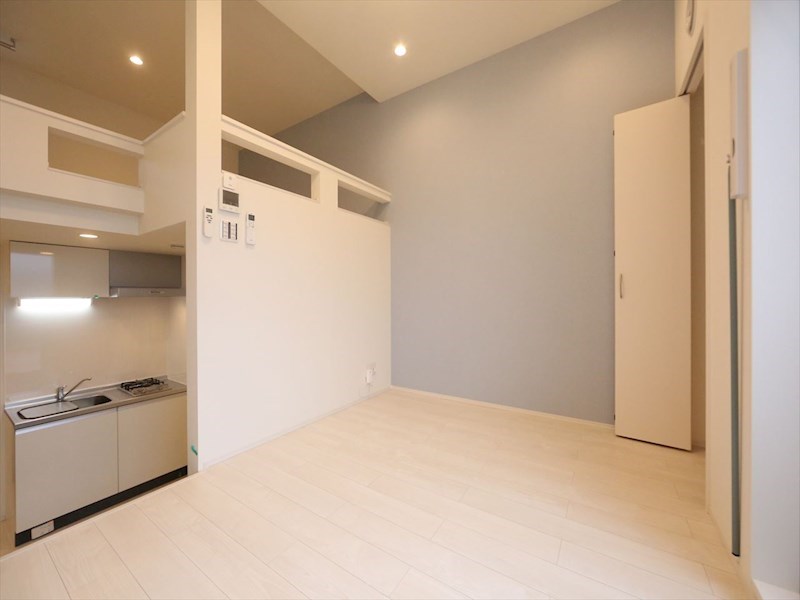 居室・リビング　洋室6帖　ロフト5.9帖（収納にも寝室にも使えます）